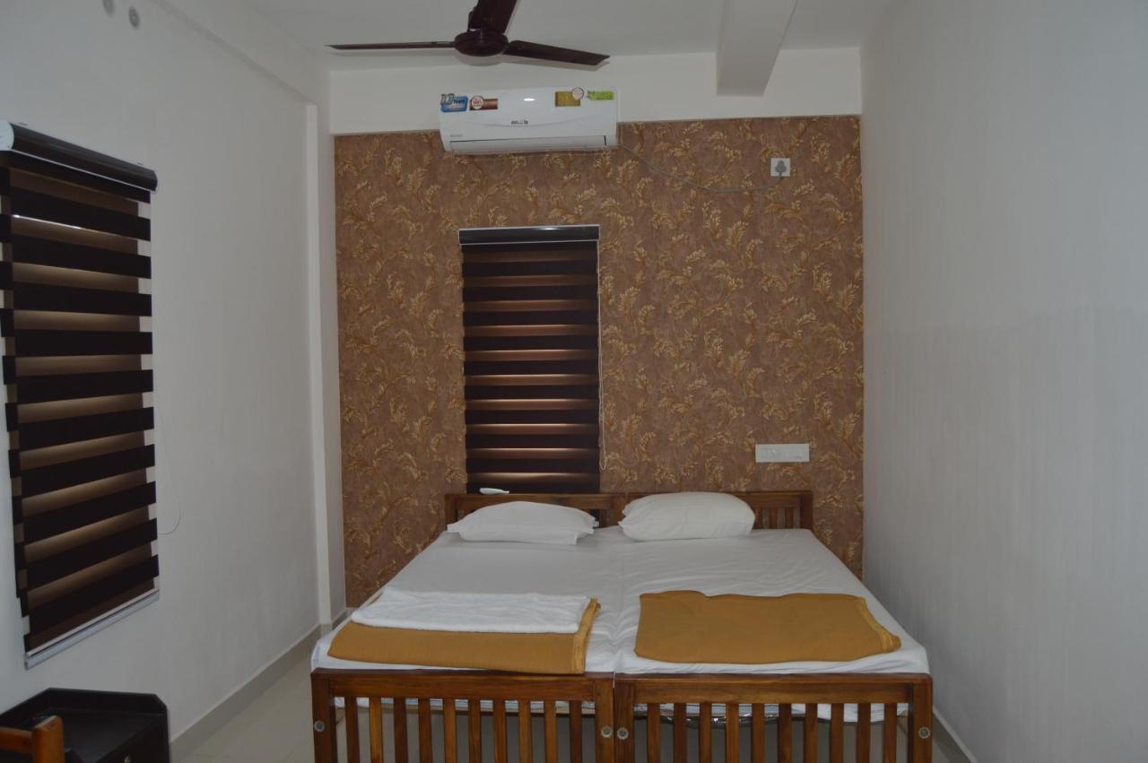 Coral Homes Kochi Esterno foto