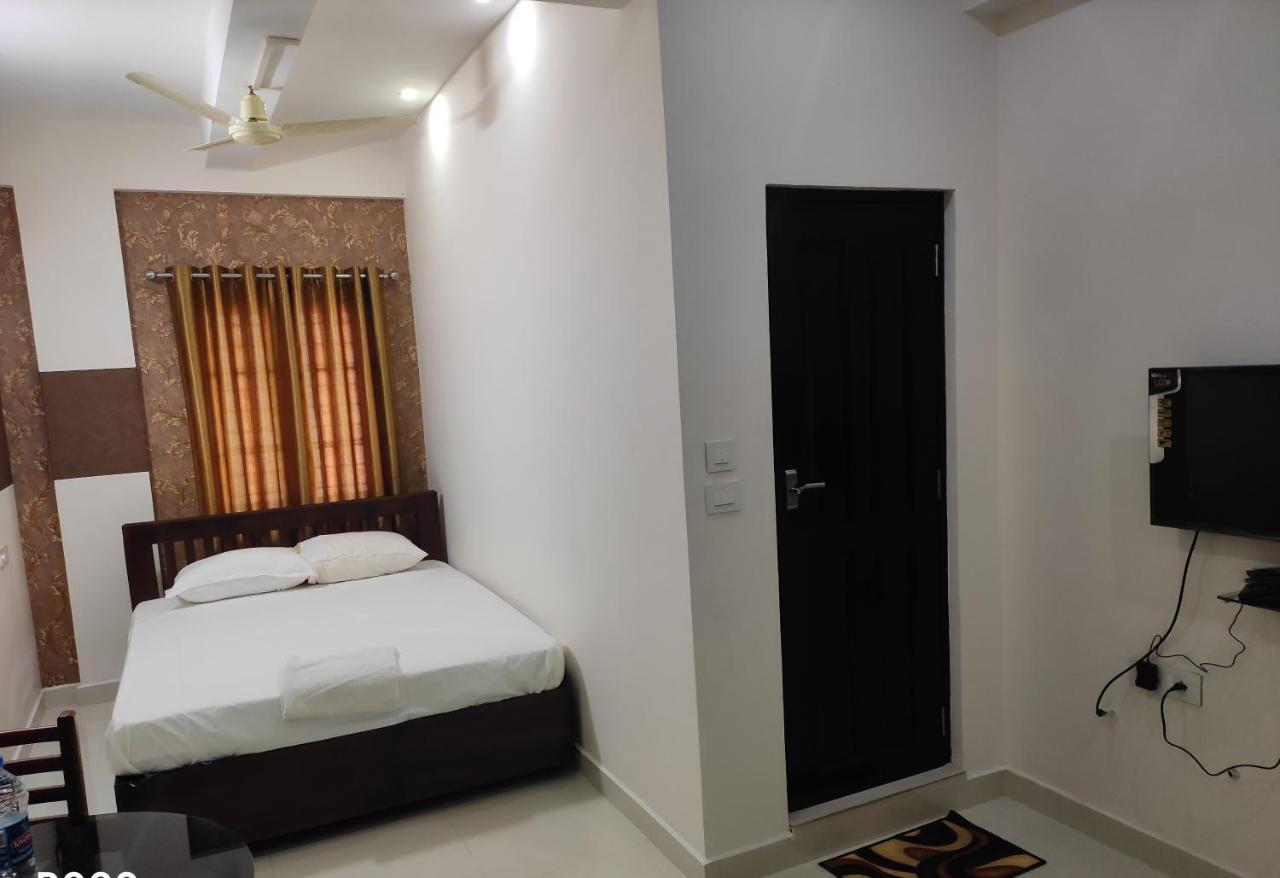 Coral Homes Kochi Esterno foto