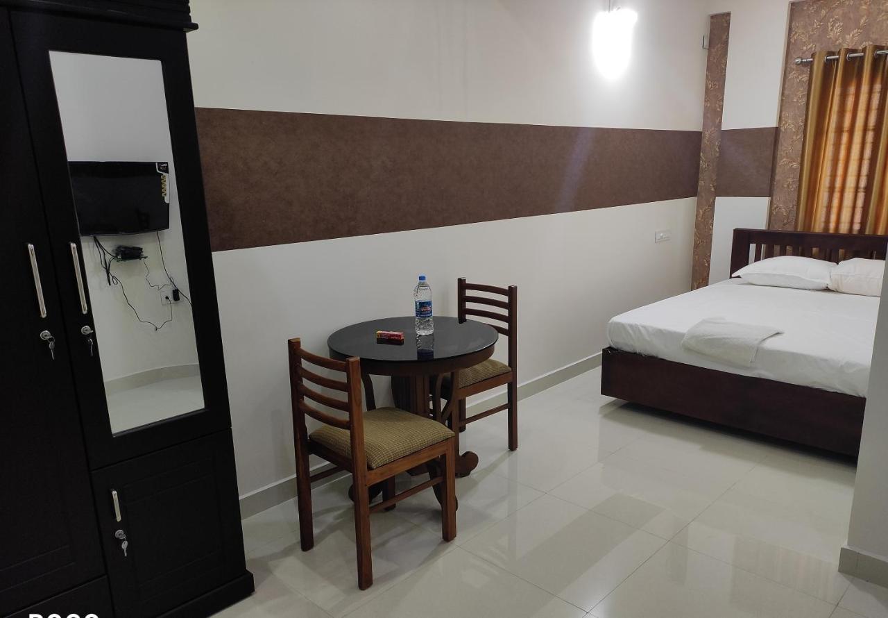 Coral Homes Kochi Esterno foto