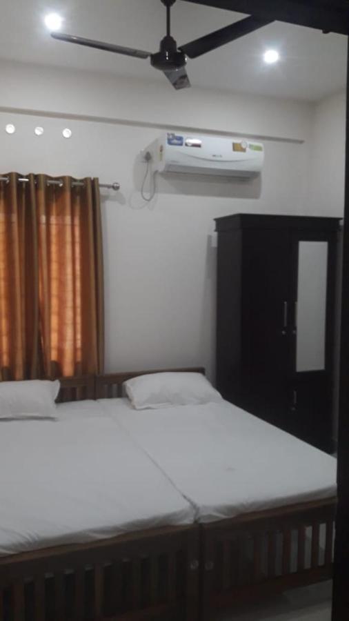 Coral Homes Kochi Esterno foto