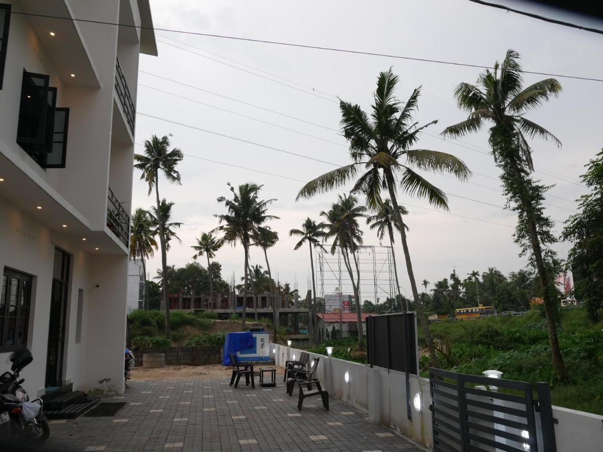 Coral Homes Kochi Esterno foto