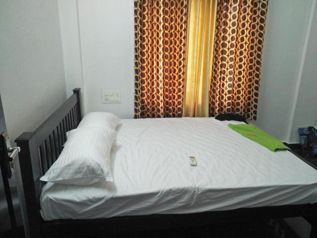 Coral Homes Kochi Esterno foto